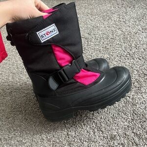 Girls Stonz Brand Winter Snow Boots Size 4 Waterproof Warm Tall